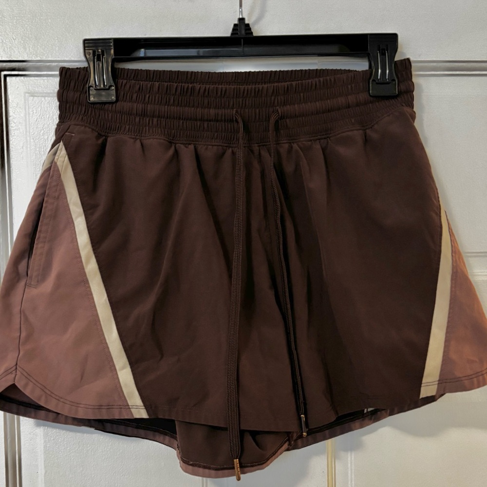 Abercrombie & Fitch YPB Motiontek Lined Workout Shorts - Medium